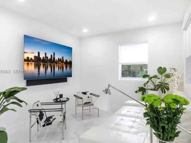 3-bedroom home for sale in Miami - 1909 NW 62nd St - MondialRealty