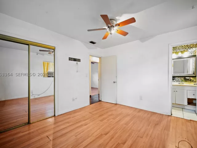 3-bedroom home for sale in Miami Gardens - 5001 NW 179th Ter - MondialRealty