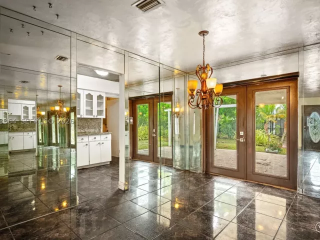3-bedroom home for sale in Miami Gardens - 5001 NW 179th Ter - MondialRealty