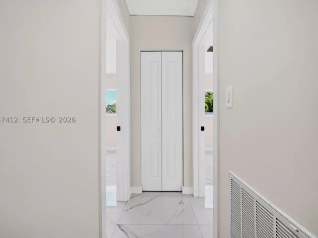 3-bedroom home for rent in Hollywood - 5715 Jackson St - MondialRealty