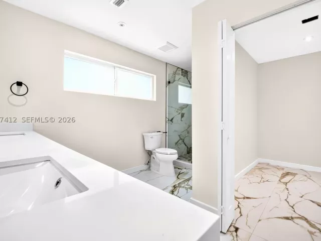 3-bedroom home for rent in Hollywood - 5715 Jackson St - MondialRealty