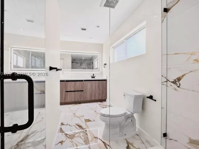 3-bedroom home for rent in Hollywood - 5715 Jackson St - MondialRealty