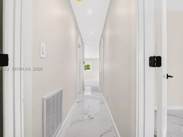 3-bedroom home for rent in Hollywood - 5715 Jackson St - MondialRealty
