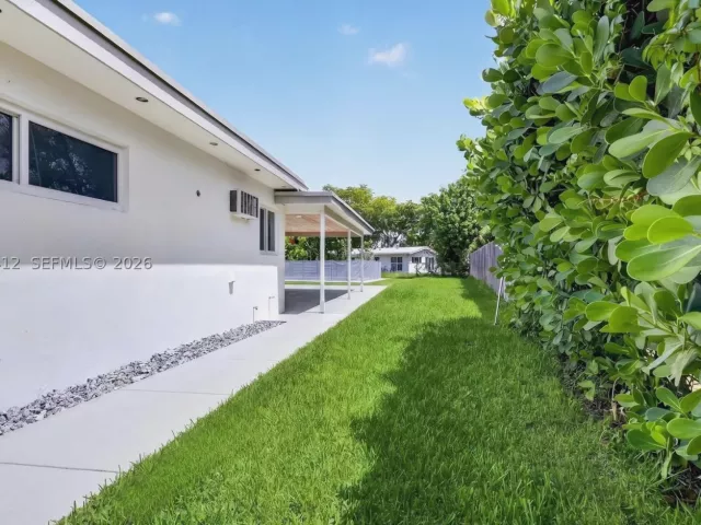 3-bedroom home for rent in Hollywood - 5715 Jackson St - MondialRealty