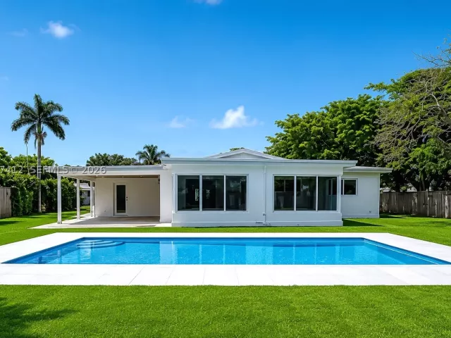 3-bedroom home for rent in Hollywood - 5715 Jackson St - MondialRealty