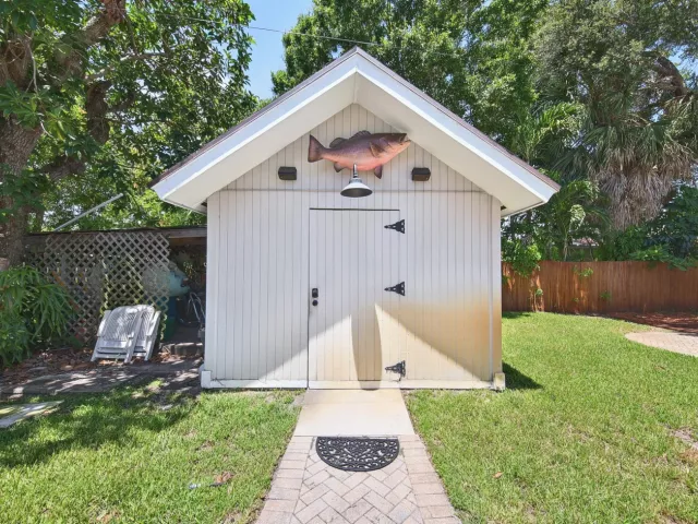 3-bedroom home for sale in Fort Lauderdale - 800 SW 19TH Street - MondialRealty