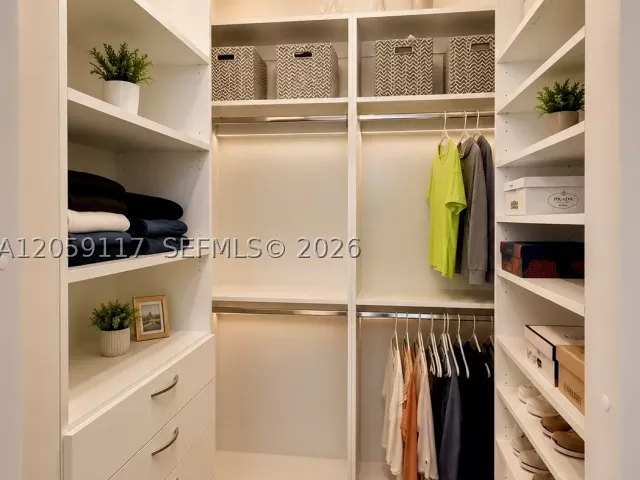 3-bedroom home for sale in Homestead - 25163 SW 118th Pl - MondialRealty