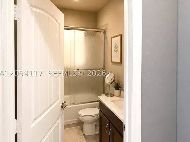 3-bedroom home for sale in Homestead - 25163 SW 118th Pl - MondialRealty