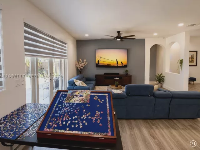3-bedroom home for sale in Homestead - 25163 SW 118th Pl - MondialRealty