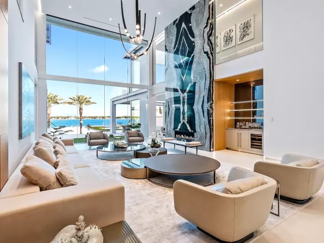 7-bedroom home for sale in West Palm Beach - 3030 WASHINGTON Road - MondialRealty