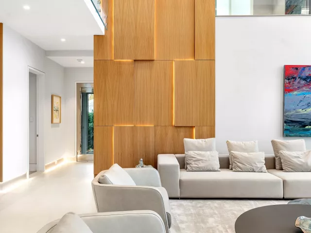7-bedroom home for sale in West Palm Beach - 3030 WASHINGTON Road - MondialRealty