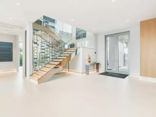 7-bedroom home for sale in West Palm Beach - 3030 WASHINGTON Road - MondialRealty