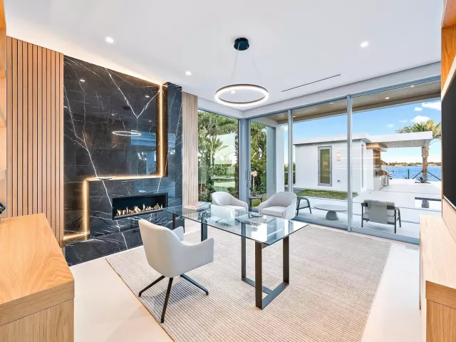 7-bedroom home for sale in West Palm Beach - 3030 WASHINGTON Road - MondialRealty