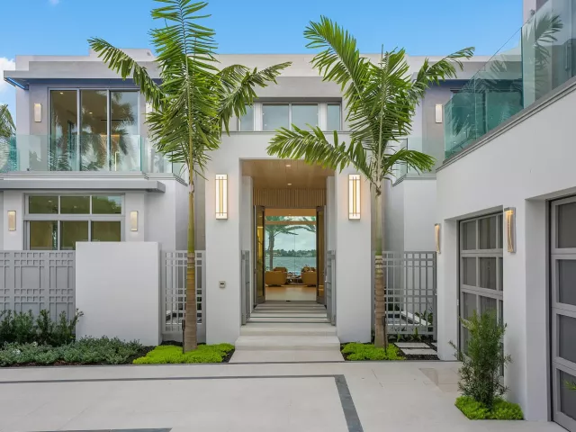 7-bedroom home for sale in West Palm Beach - 3030 WASHINGTON Road - MondialRealty