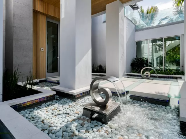 7-bedroom home for sale in West Palm Beach - 3030 WASHINGTON Road - MondialRealty