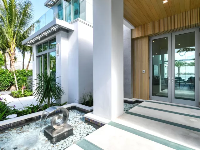 7-bedroom home for sale in West Palm Beach - 3030 WASHINGTON Road - MondialRealty
