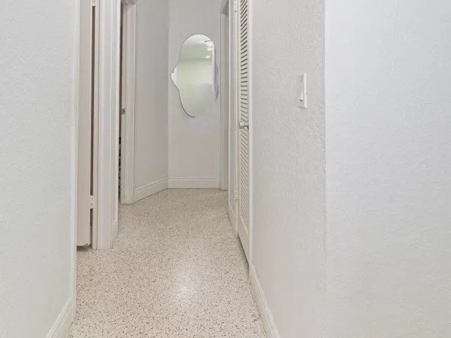 3-bedroom home for sale in West Palm Beach - 2395 Edgewater Drive - MondialRealty