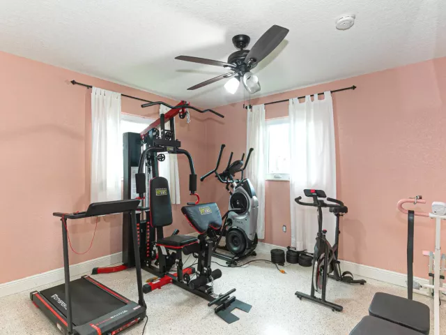 3-bedroom home for sale in West Palm Beach - 2395 Edgewater Drive - MondialRealty