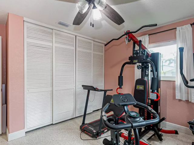 3-bedroom home for sale in West Palm Beach - 2395 Edgewater Drive - MondialRealty