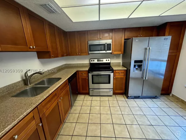 3-bedroom home for sale in North Miami Beach - 16498 NE 26th Ave 12 - MondialRealty