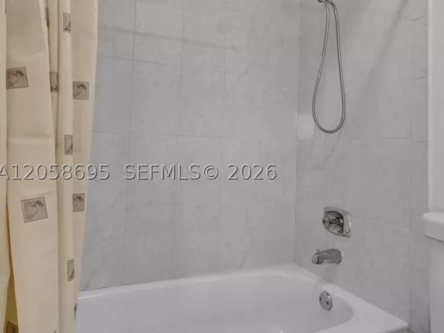 3-bedroom home for sale in Miami - 1130 NE 210th Ter - MondialRealty