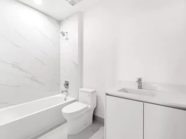 5-bedroom condo for sale in Miami - 700 NE 24th Street PH 6003 - MondialRealty