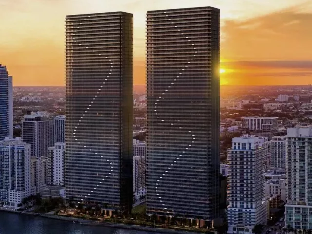 5-bedroom condo for sale in Miami - 700 NE 24th Street PH 6003 - MondialRealty