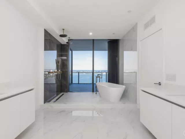5-bedroom condo for sale in Miami - 700 NE 24th Street PH 6003 - MondialRealty