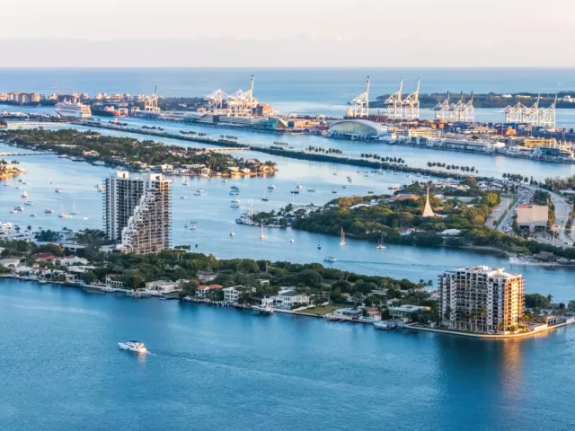 5-bedroom condo for sale in Miami - 700 NE 24th Street PH 6003 - MondialRealty