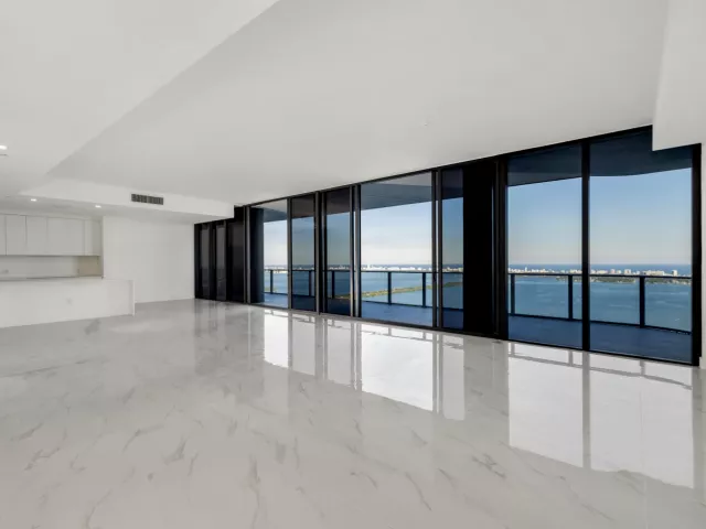 5-bedroom condo for sale in Miami - 700 NE 24th Street PH 6003 - MondialRealty