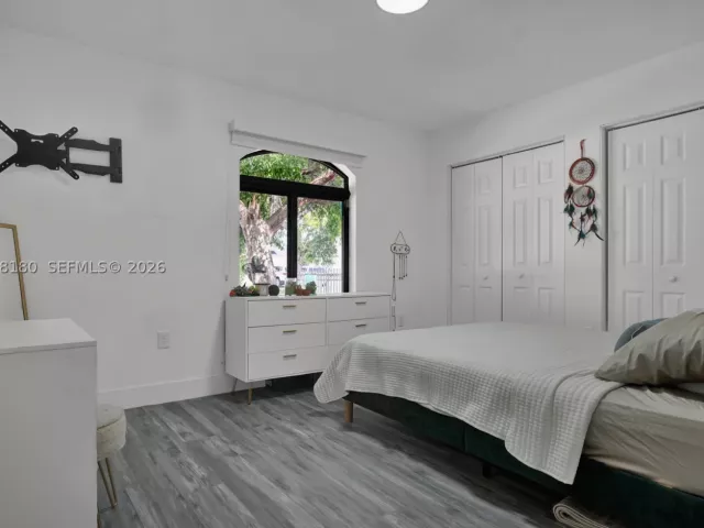 4-bedroom home for sale in Miami Gardens - 20464 NW 19th Ave - MondialRealty