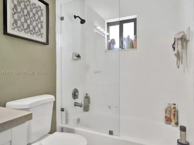 4-bedroom home for sale in Miami Gardens - 20464 NW 19th Ave - MondialRealty