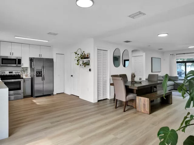 4-bedroom home for sale in Miami Gardens - 20464 NW 19th Ave - MondialRealty