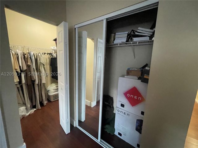 3-bedroom home for sale in Pembroke Pines - 904 NW 100th Ave - MondialRealty