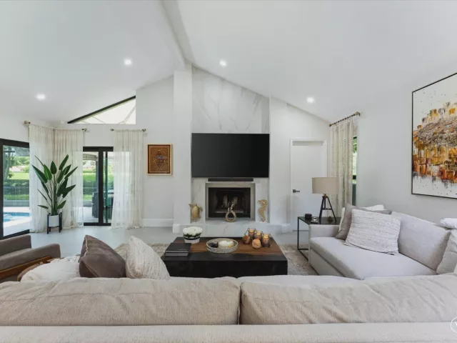 4-bedroom home for sale in Boca Raton - 7190 MONTRICO Drive - MondialRealty
