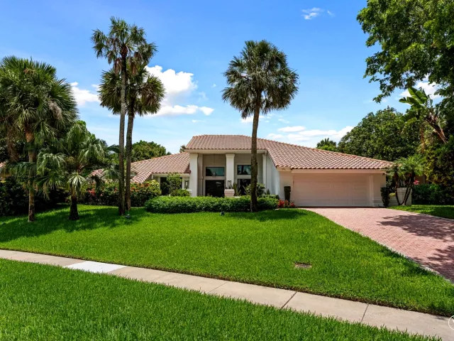 4-bedroom home for sale in Boca Raton - 7190 MONTRICO Drive - MondialRealty