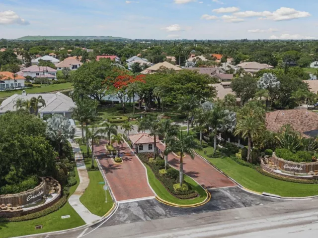 4-bedroom home for sale in Boca Raton - 7190 MONTRICO Drive - MondialRealty