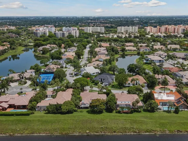 4-bedroom home for sale in Boca Raton - 7190 MONTRICO Drive - MondialRealty