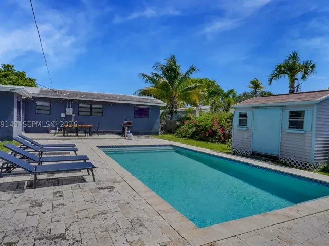 3-bedroom home for sale in Hollywood - 3338 Cleveland St - MondialRealty
