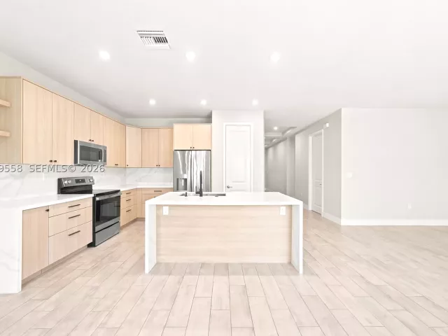 4-bedroom home for rent in Homestead - 23206 SW 108th Ave 23206 - MondialRealty