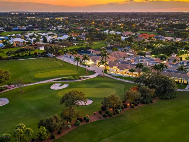home for sale in Boca Raton - 4752 BOCAIRE Boulevard - MondialRealty