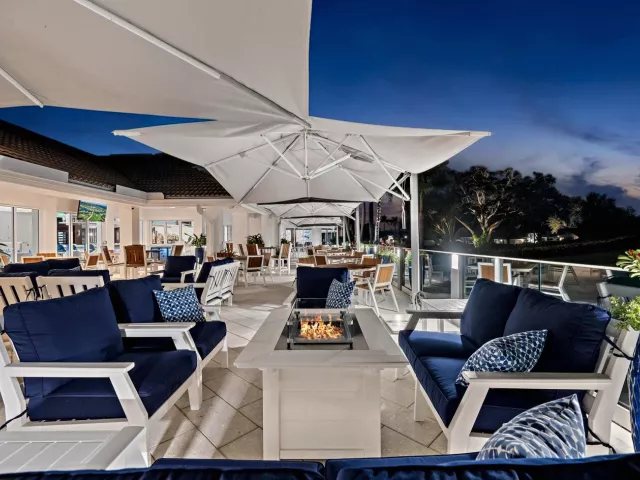 home for sale in Boca Raton - 4752 BOCAIRE Boulevard - MondialRealty