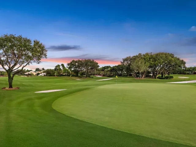 home for sale in Boca Raton - 4752 BOCAIRE Boulevard - MondialRealty