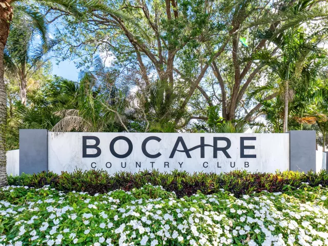 home for sale in Boca Raton - 4752 BOCAIRE Boulevard - MondialRealty