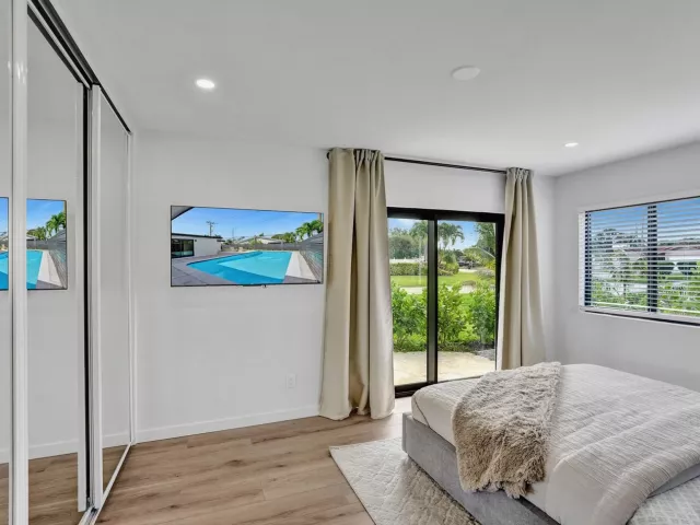 3-bedroom home for rent in Fort Lauderdale - 5501 NE 18TH Terrace - MondialRealty