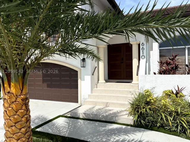6-bedroom home for rent in Miami - 6610 SW 104th Ct - MondialRealty