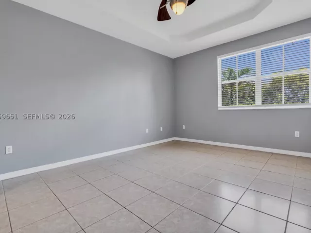 3-bedroom home for sale in Miami - 16673 SW 78 Terrace - MondialRealty