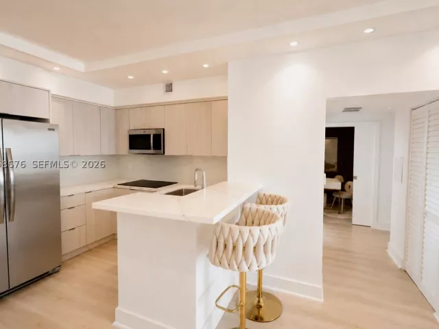 2-bedroom condo for sale in Miami - 325 S Biscayne Blvd 3314 - MondialRealty
