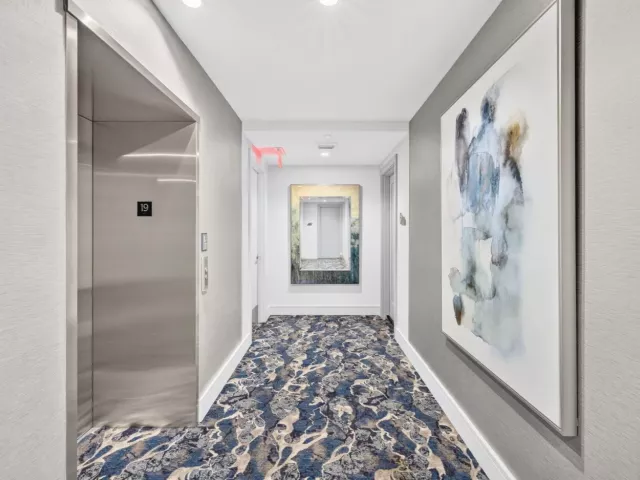 2-bedroom condo for rent in Fort Lauderdale - 100 E Las Olas Boulevard 1902 - MondialRealty