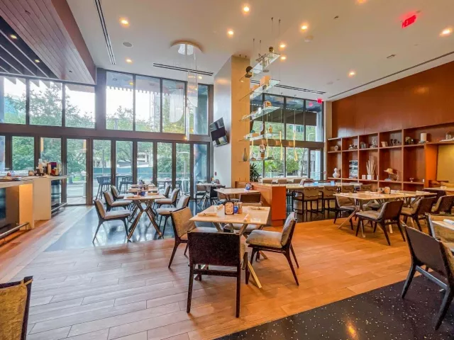 2-bedroom condo for rent in Fort Lauderdale - 100 E Las Olas Boulevard 1902 - MondialRealty